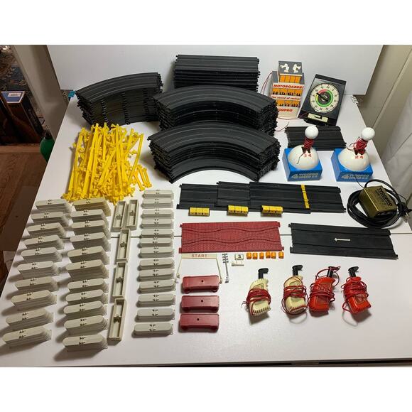 Vintage 70s TYCO PRO LOT Slot Car Race Tracks Controllers Power Extenders Guards - Picture 3 of 12